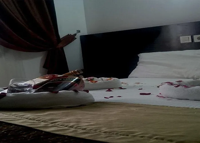 Hotell Lara Palace 3*