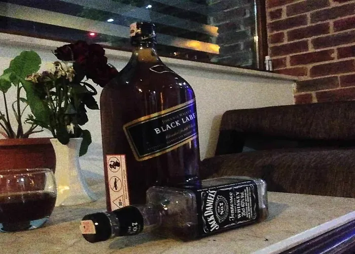 Lara Palace 酒店 3*