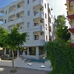 Lara Palace Szálloda 3*