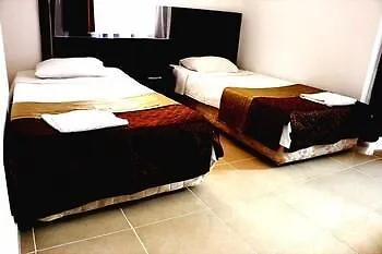 Hotel Lara Palace 3*